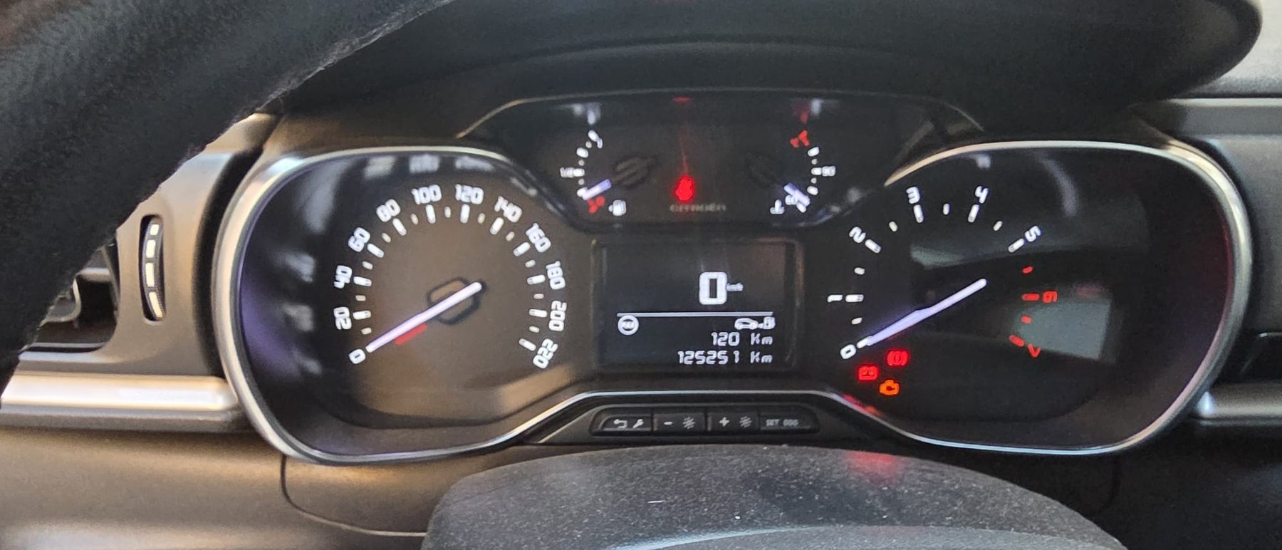 Citroën C3 PureTech 82 Shine usata Torchiara Cilento - foto 8