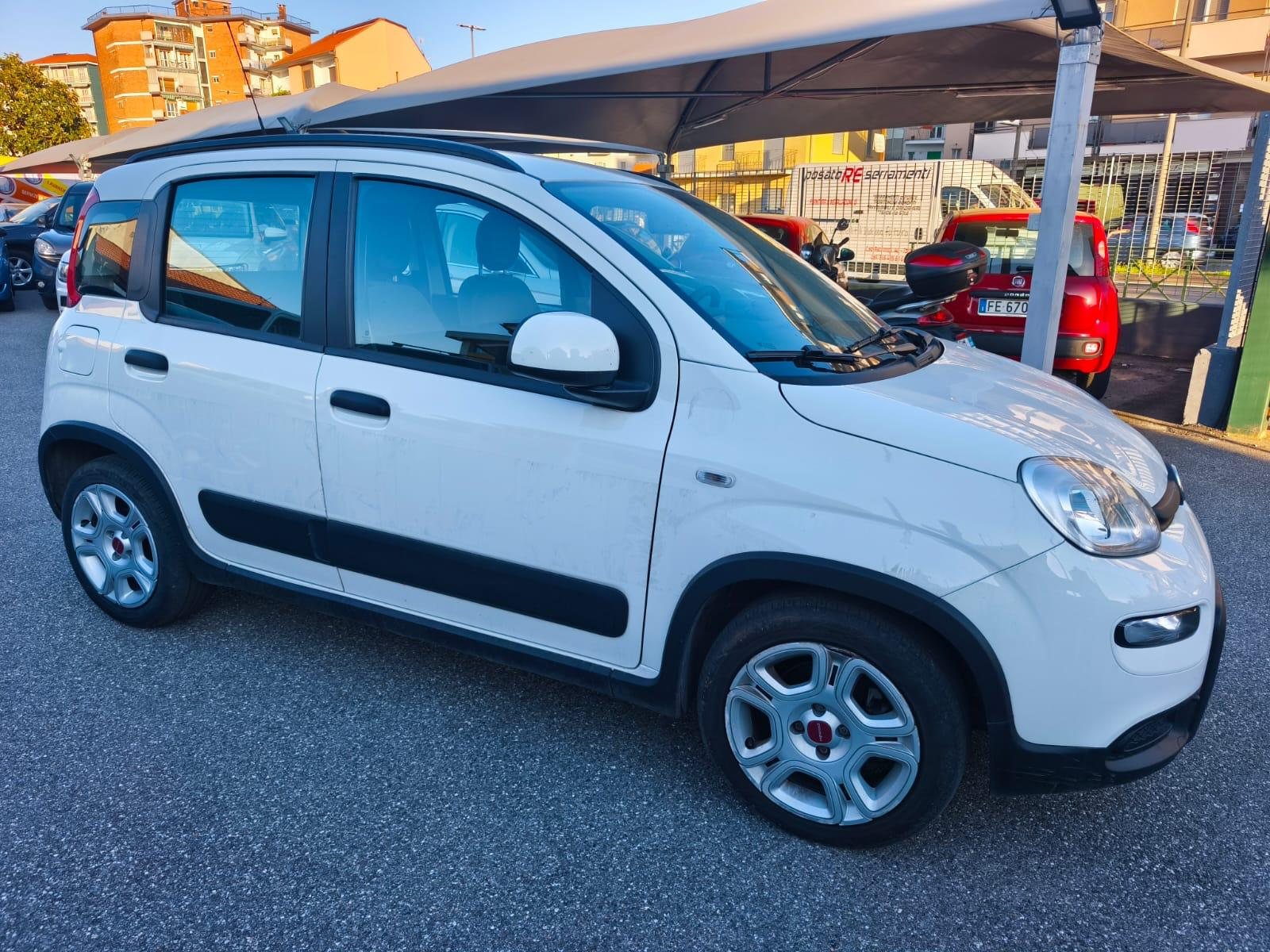 Fiat Panda 1.0 FireFly S&S Hybrid City Life usata Torchiara Cilento - foto 2