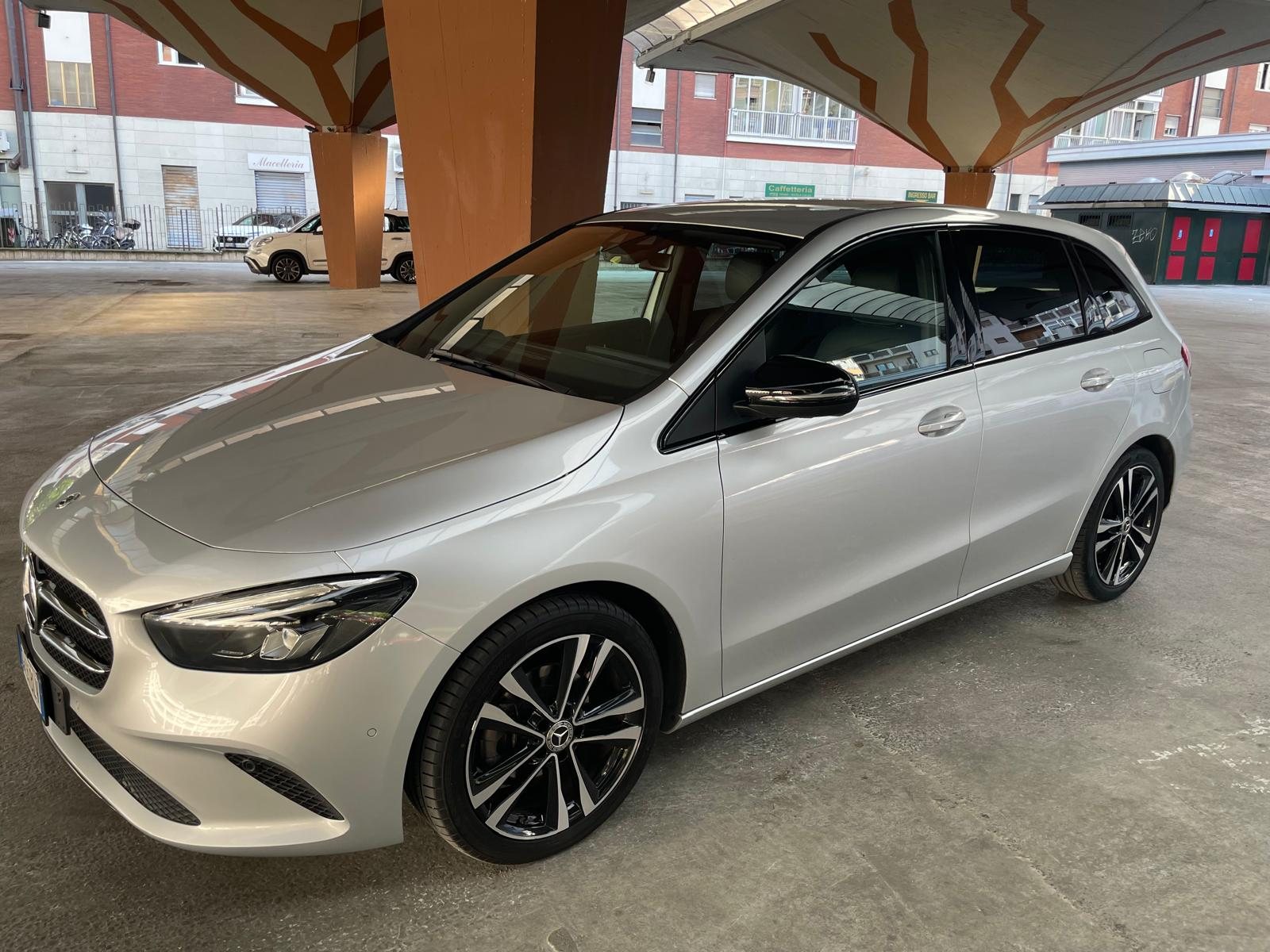 Mercedes-Benz Classe B 180 d Automatic Sport in vendita da D&D Automobili